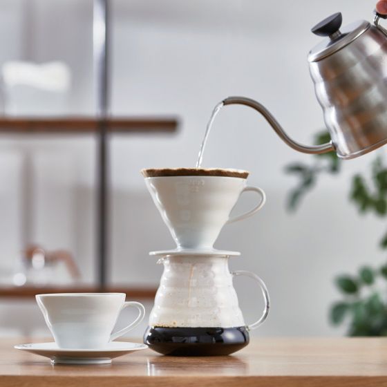 Hario V60 Dripper 02 - Plastic White